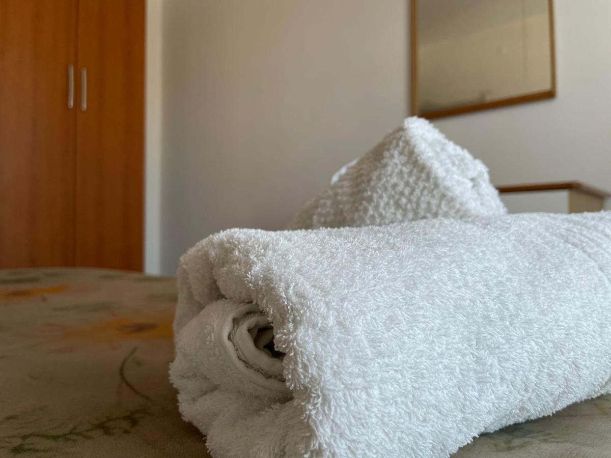 Casa Vacanze Stazione Pescara Bagian luar foto
